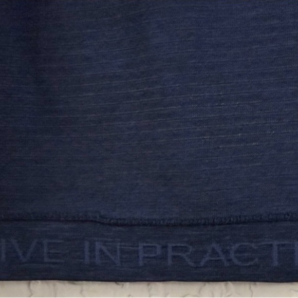 Lululemon Men’s Navy Metal Vent Tech Long Sleeve 2.0 Shirt, Size XL - Picture 3 of 4